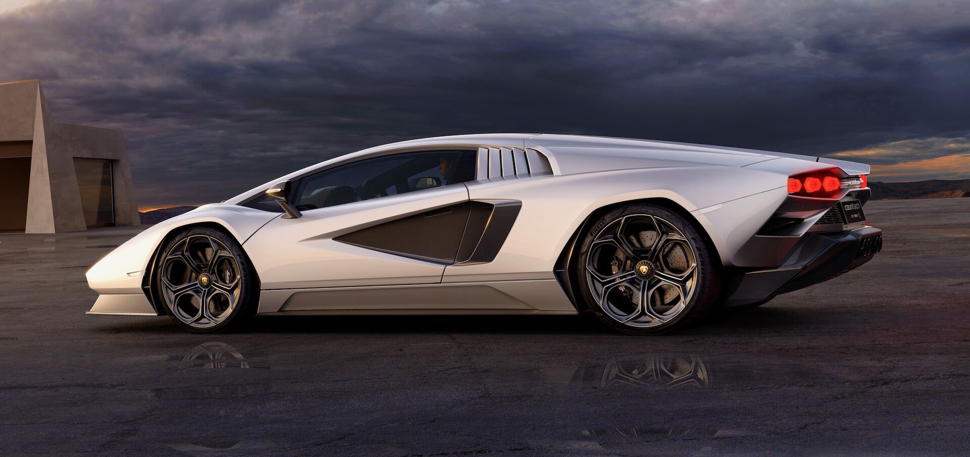 Lamborghini countach lp800